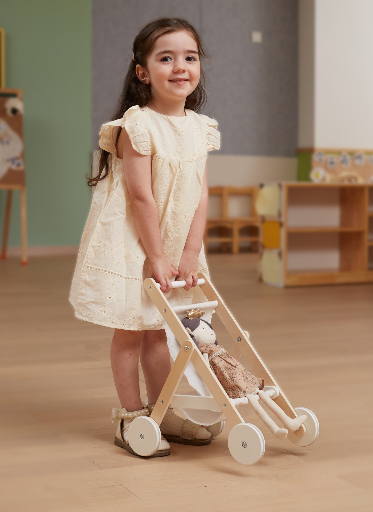 Cochecito de bebé de madera PolarB
