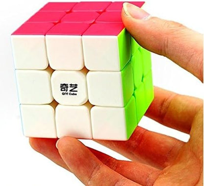 Cubo Mágico 3x3 Qiyi Warrior Stickerless