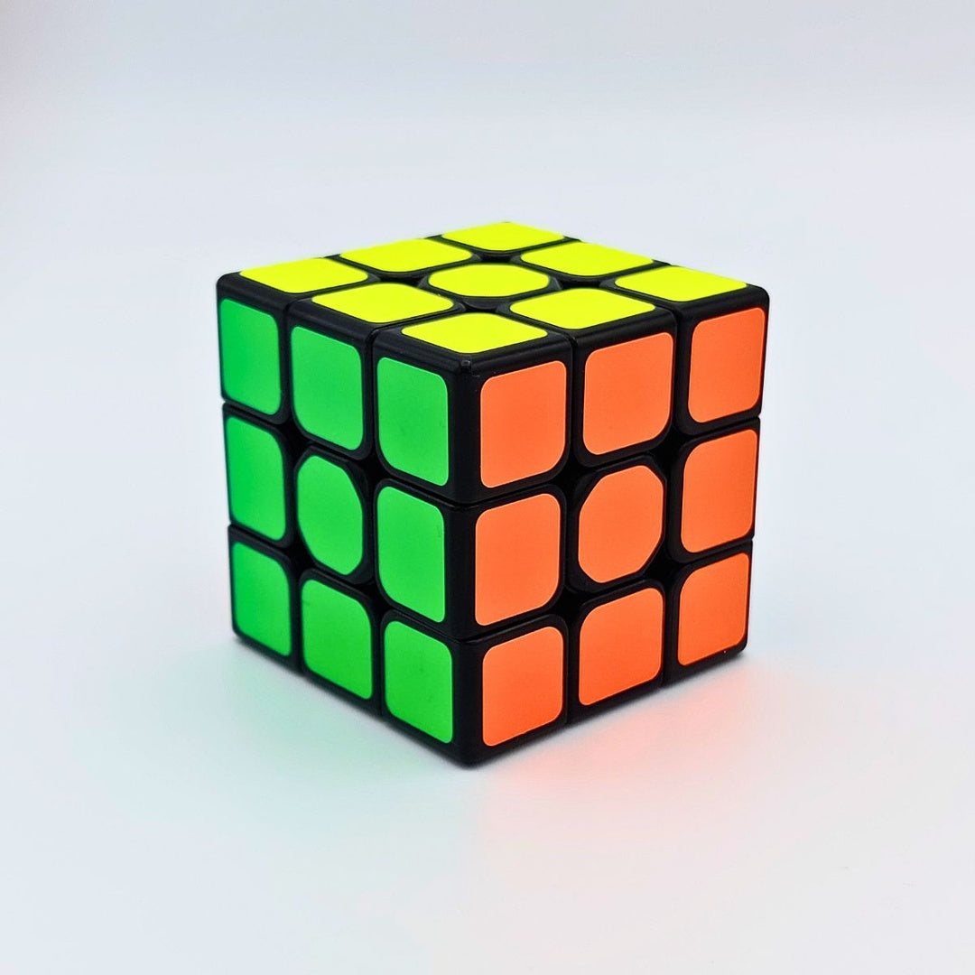 Cubo Mágico 3x3 Qiyi Sail W Fondo Negro
